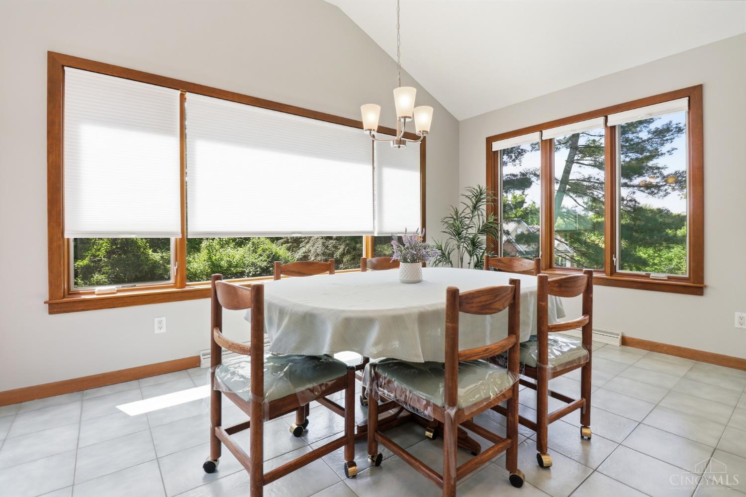 5661 Dunlap Road