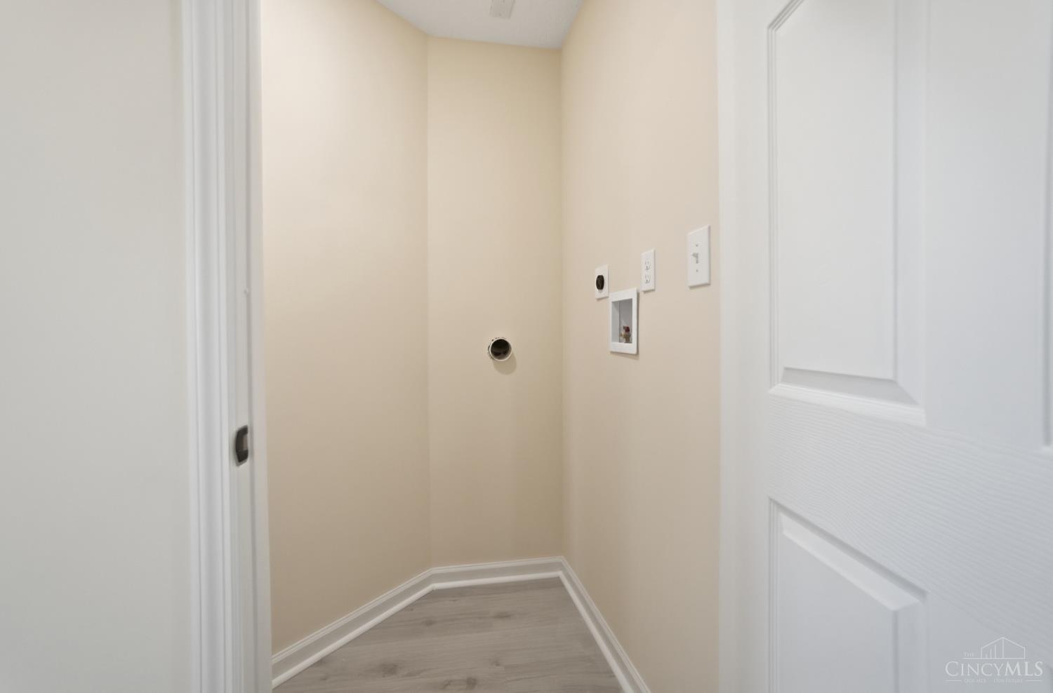 9439 Tebbs Court