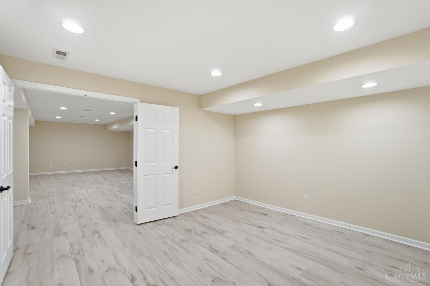 9439 Tebbs Court