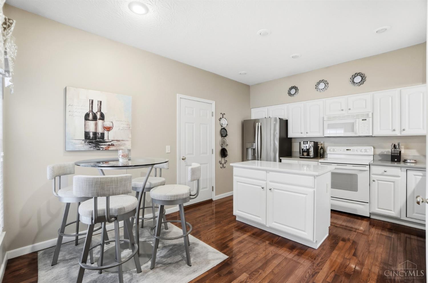 5947 Castlewood Crossing 2