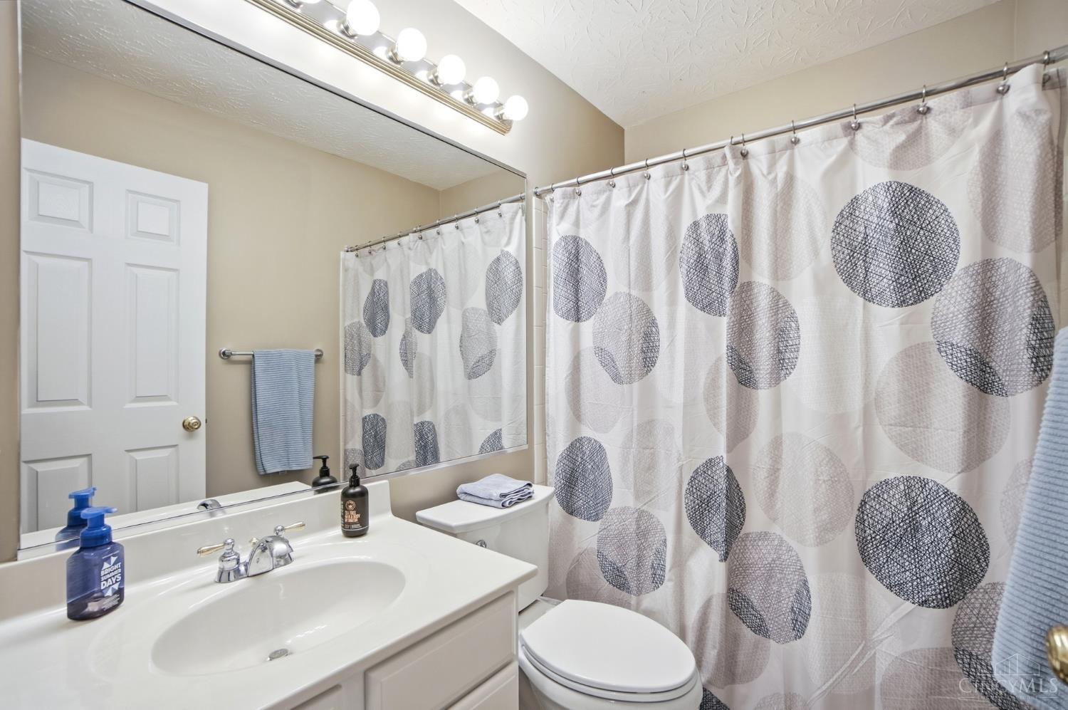 5947 Castlewood Crossing 2