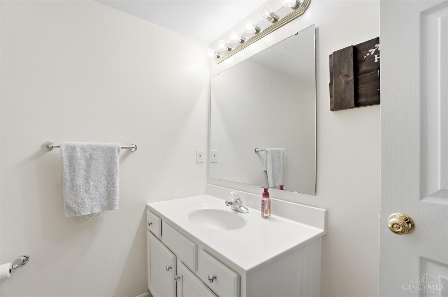 5947 Castlewood Crossing 2
