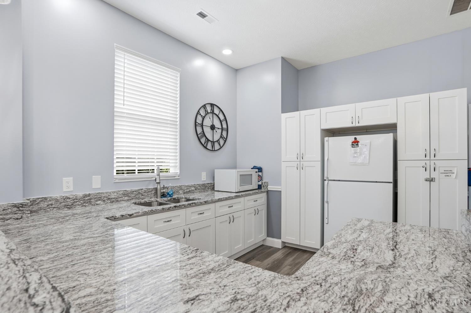 5947 Castlewood Crossing 2