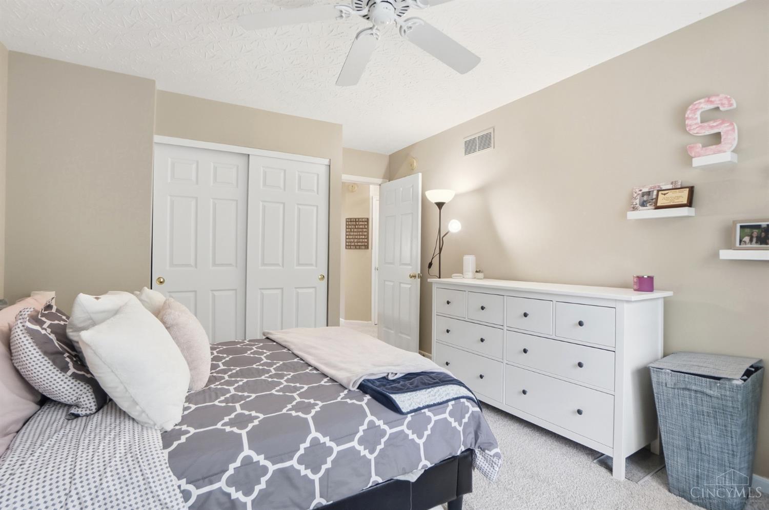 5947 Castlewood Crossing 2