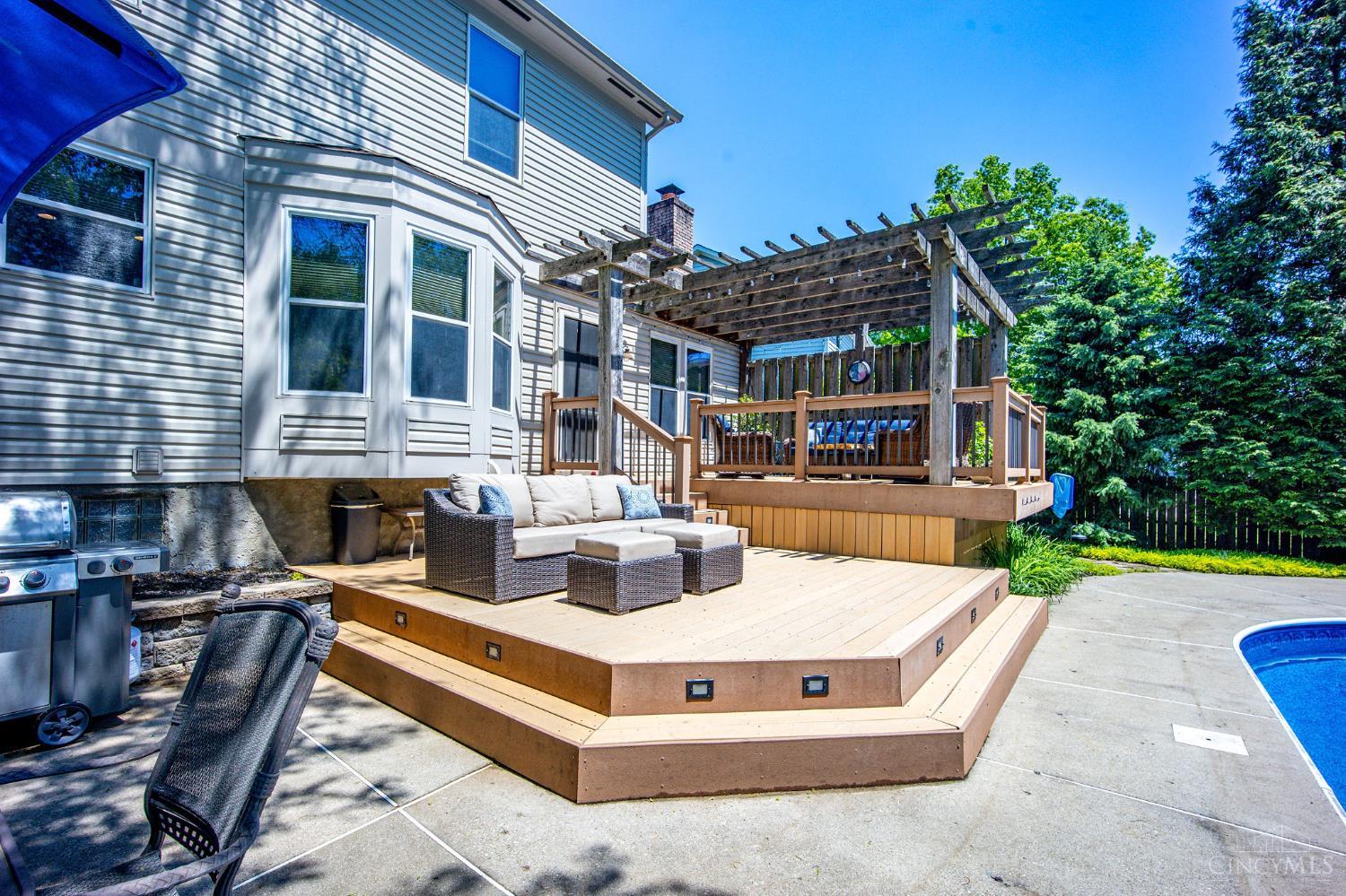 317 Meadowgreen Drive
