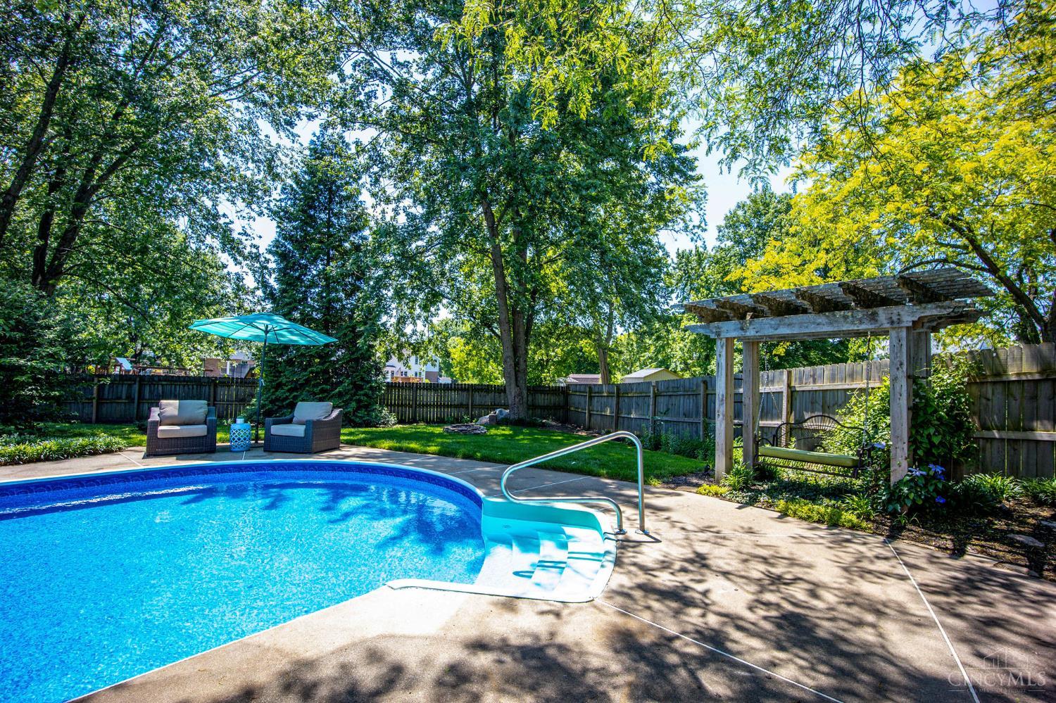 317 Meadowgreen Drive