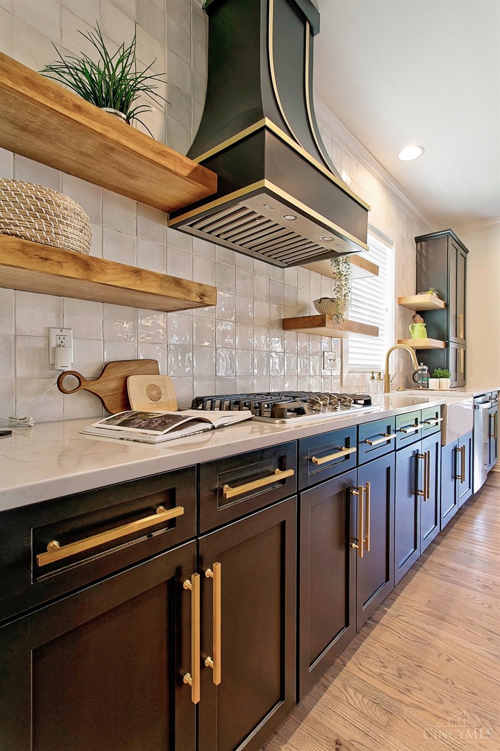 973 E Apple Gate