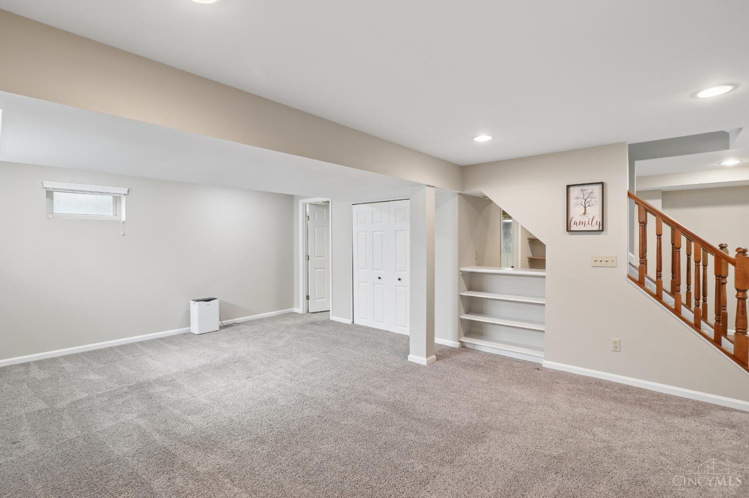 5509 Windmere Drive