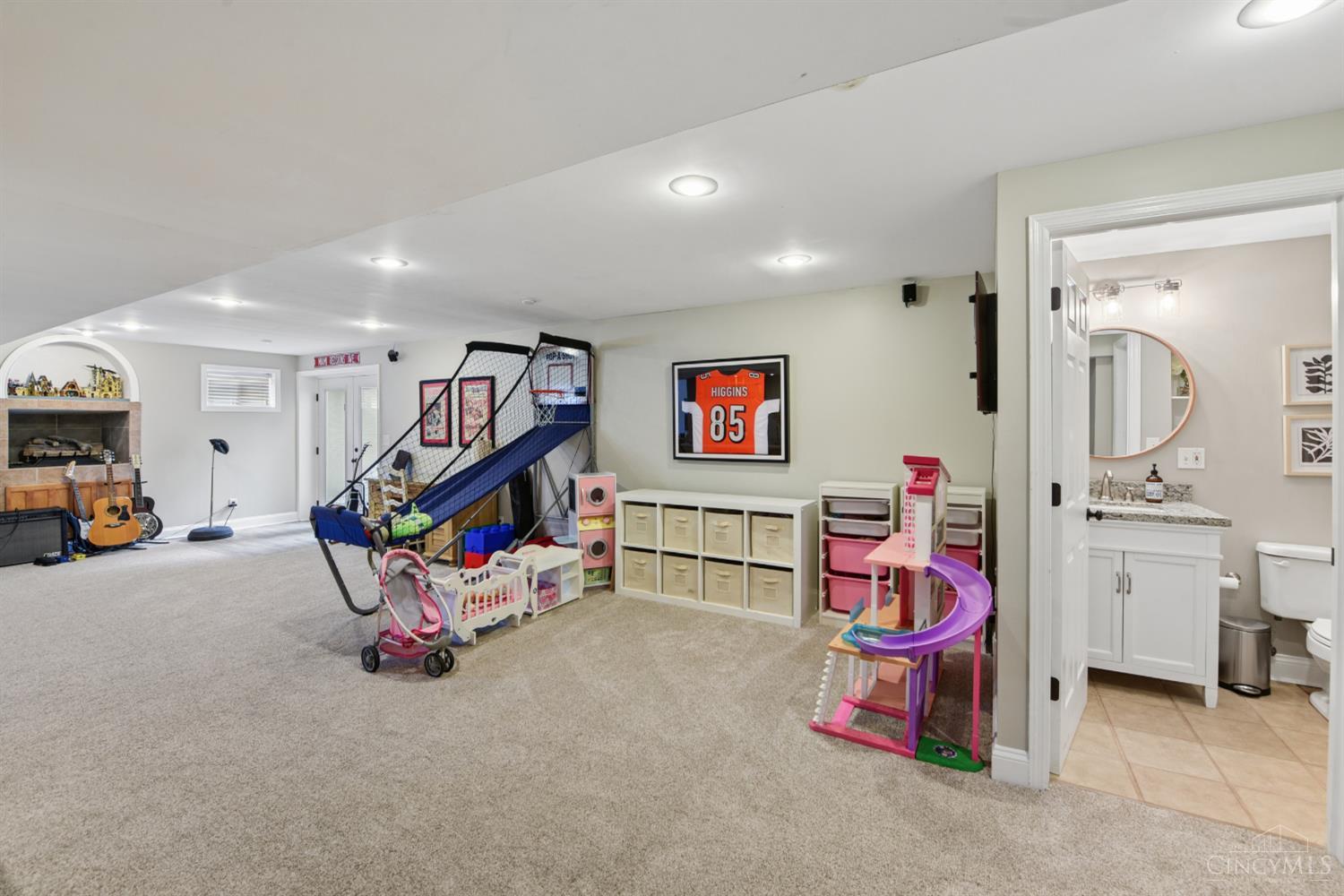 7757 Dennler Lane