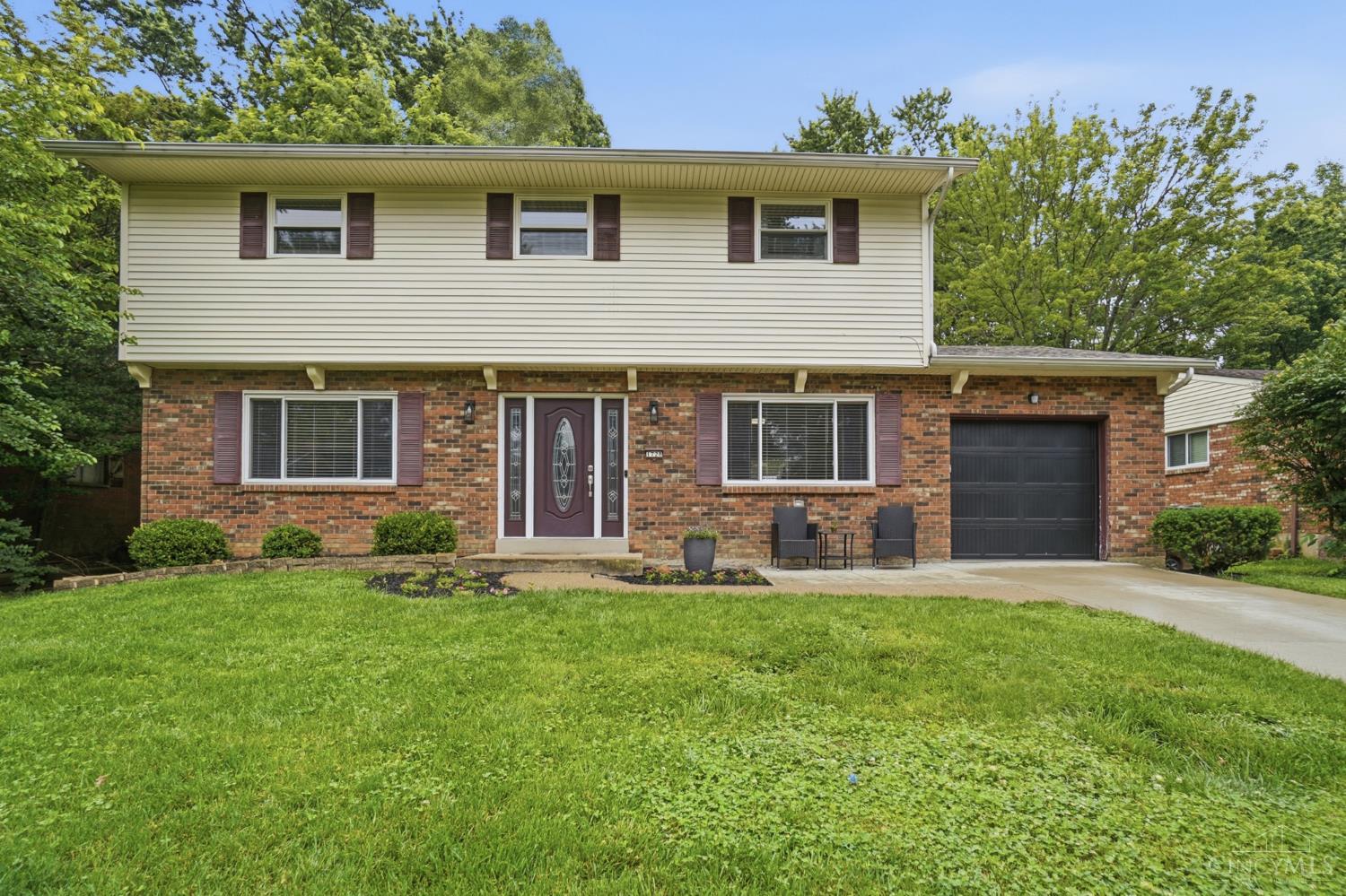 1728 Rockhurst Lane