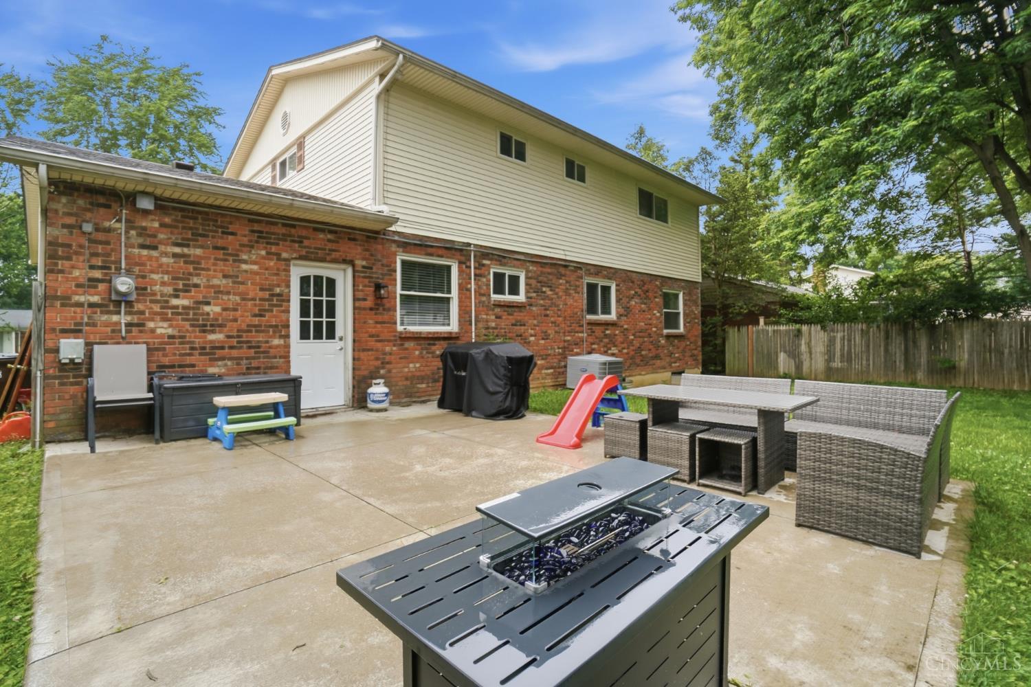 1728 Rockhurst Lane