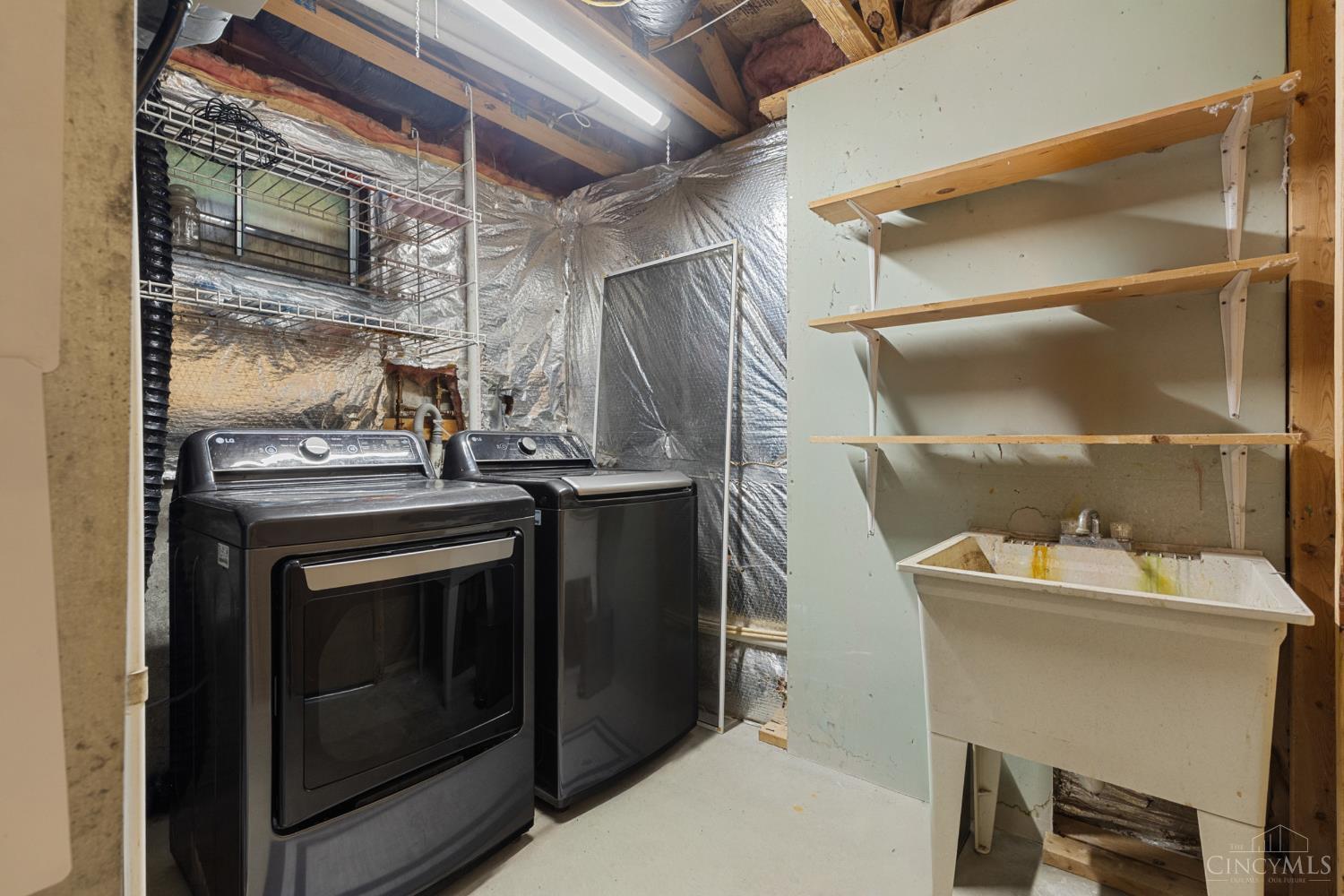 4644 Laurel View Drive