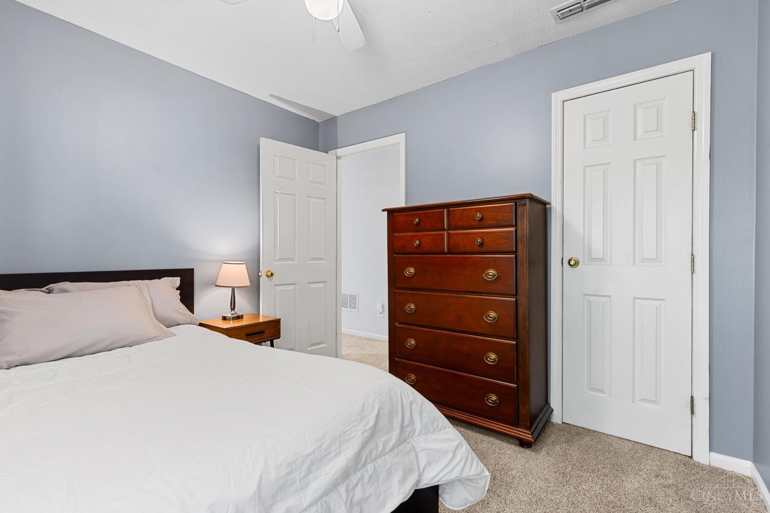 4644 Laurel View Drive