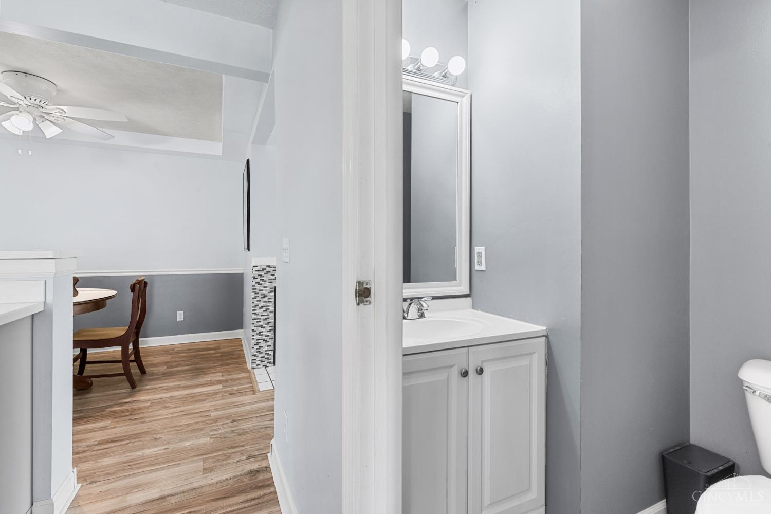 4644 Laurel View Drive