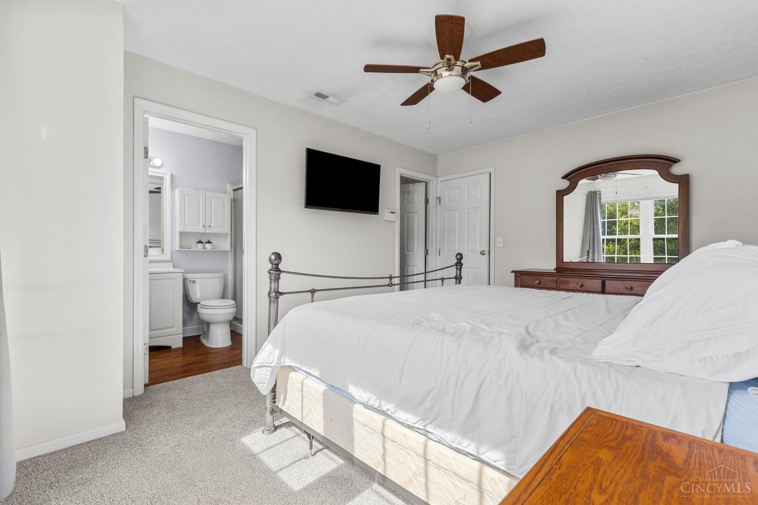 4644 Laurel View Drive