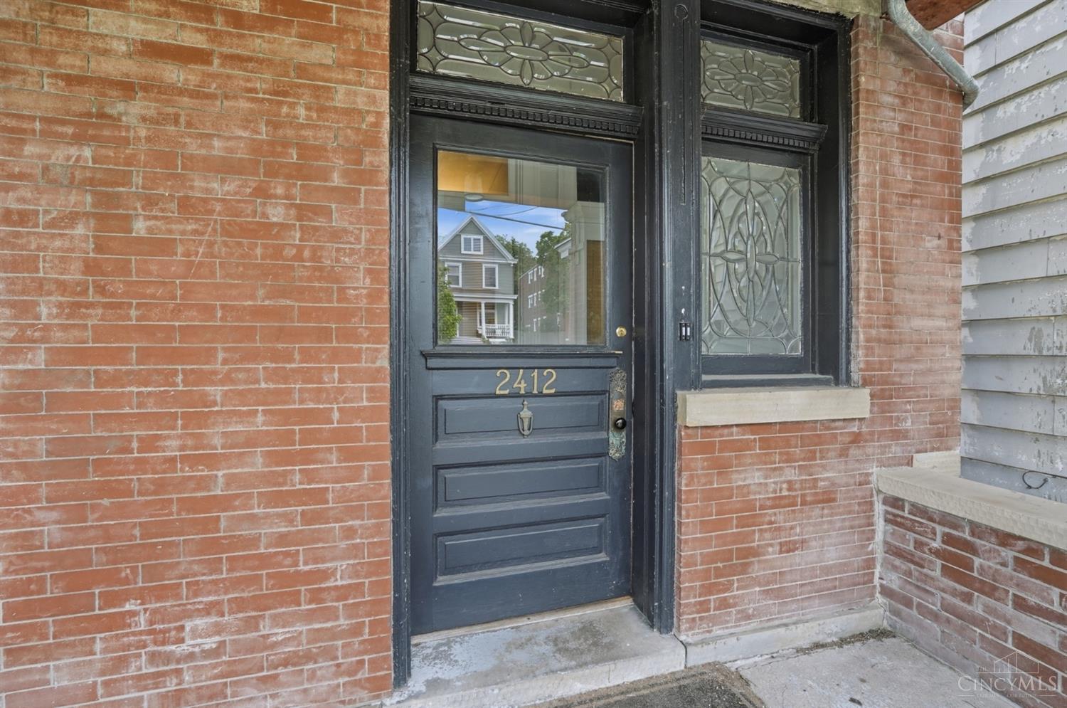 2412 Fairview Avenue