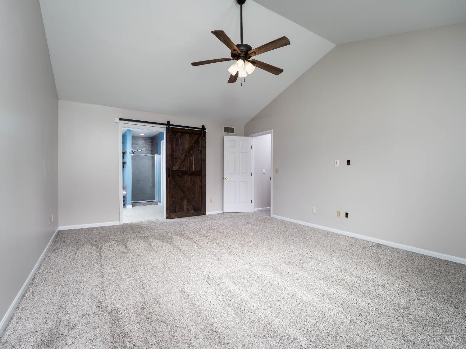 219 W Stoneridge