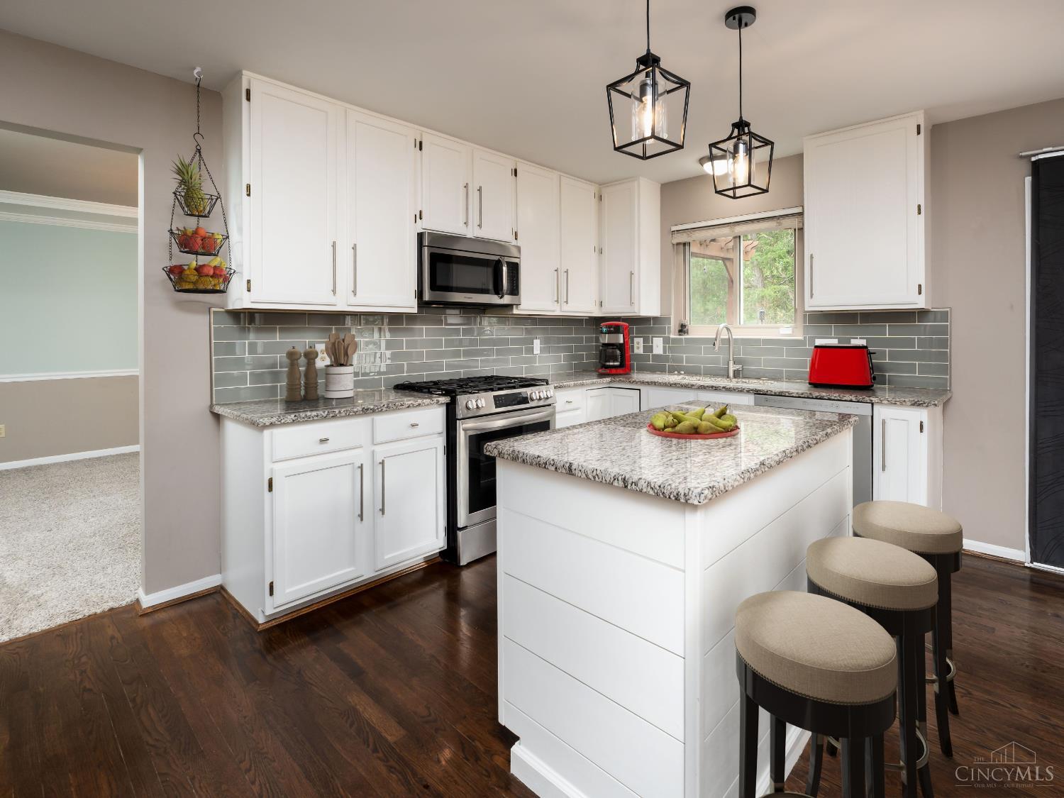 219 W Stoneridge