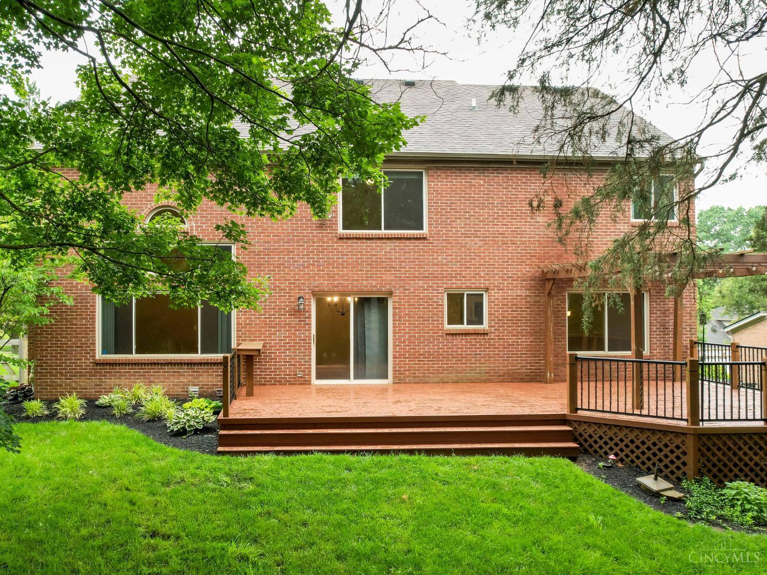 219 W Stoneridge