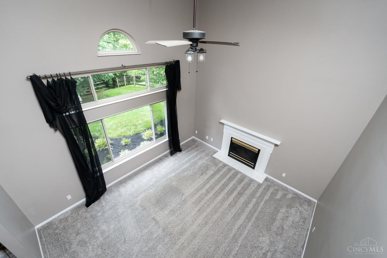 219 W Stoneridge