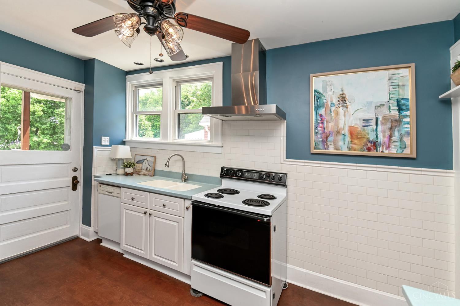 3356 Dartmouth Drive