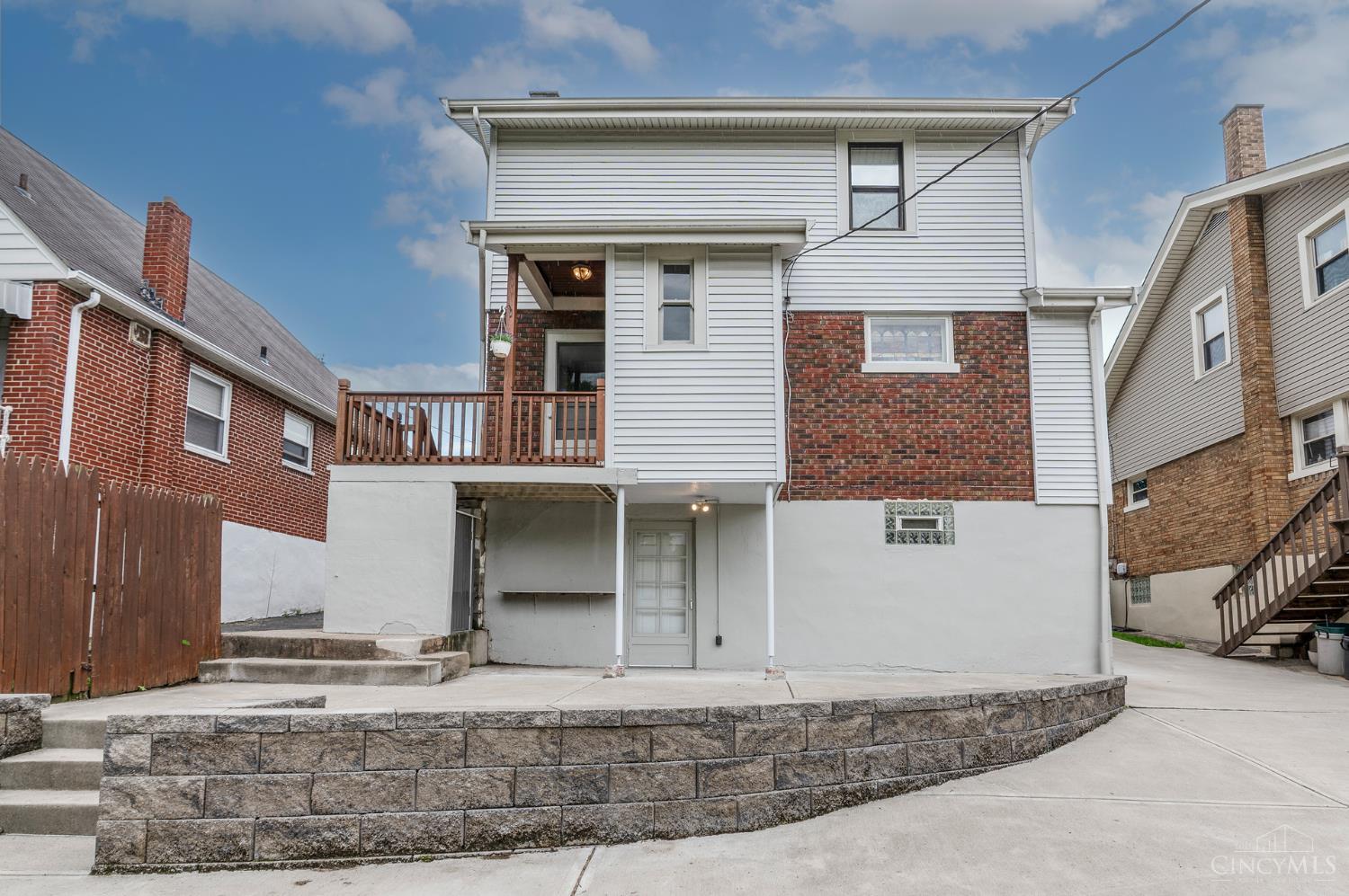 3356 Dartmouth Drive