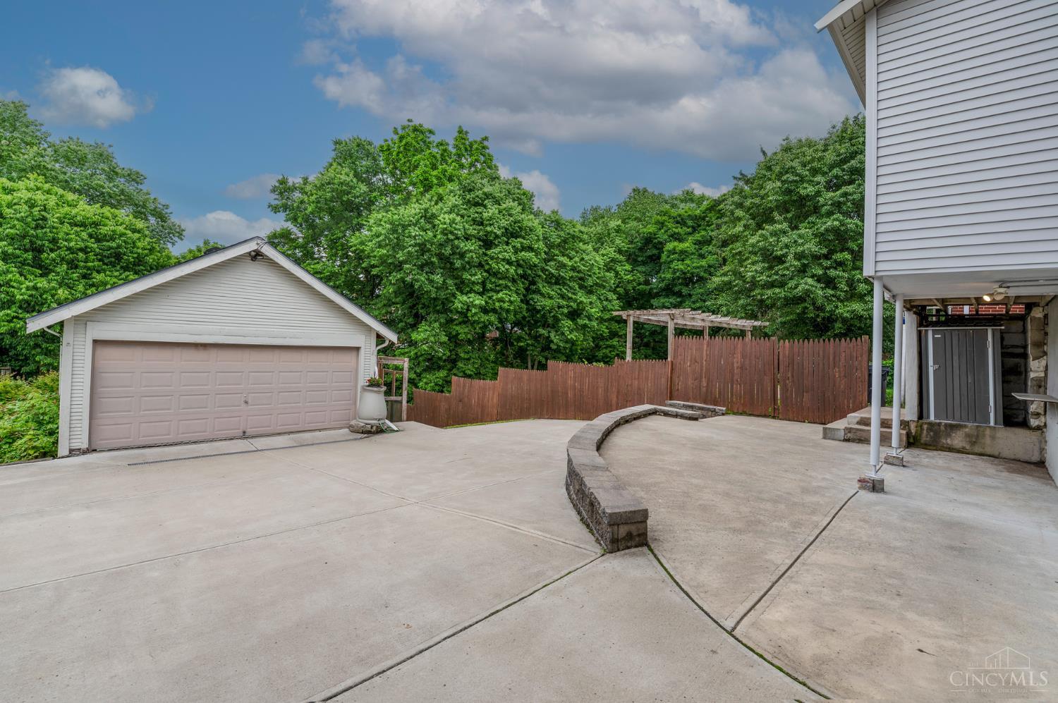 3356 Dartmouth Drive