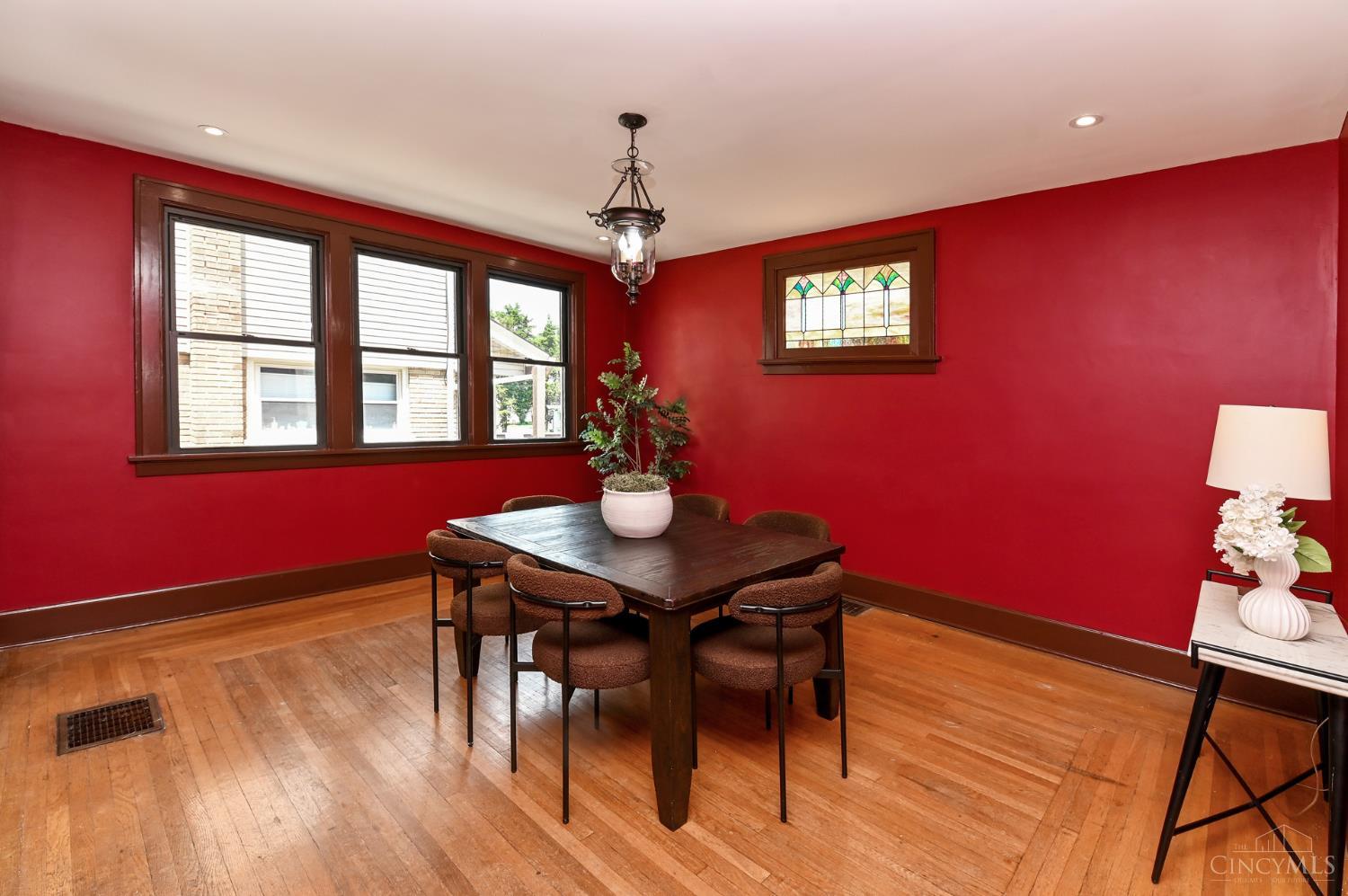 3356 Dartmouth Drive