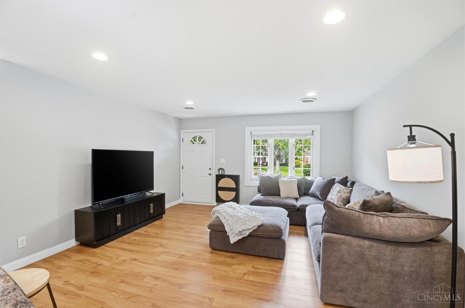 974 Brookcrest Drive