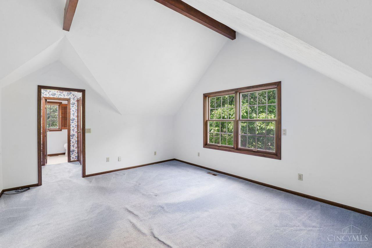 11119 Embassy Drive
