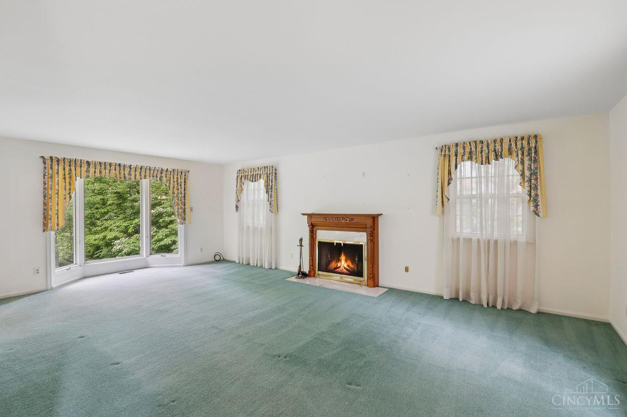11119 Embassy Drive
