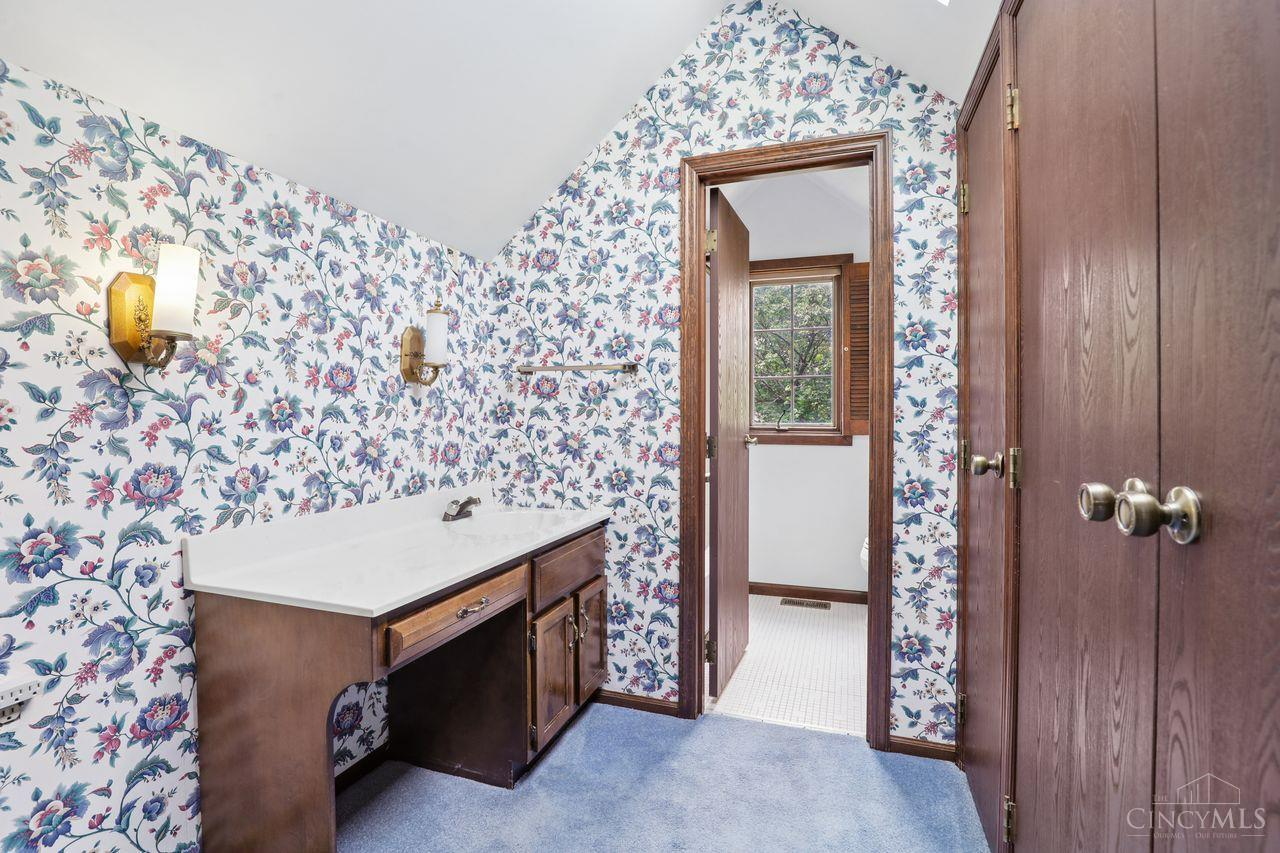 11119 Embassy Drive