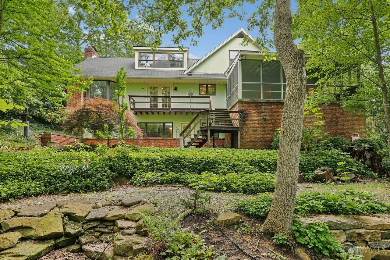11119 Embassy Drive