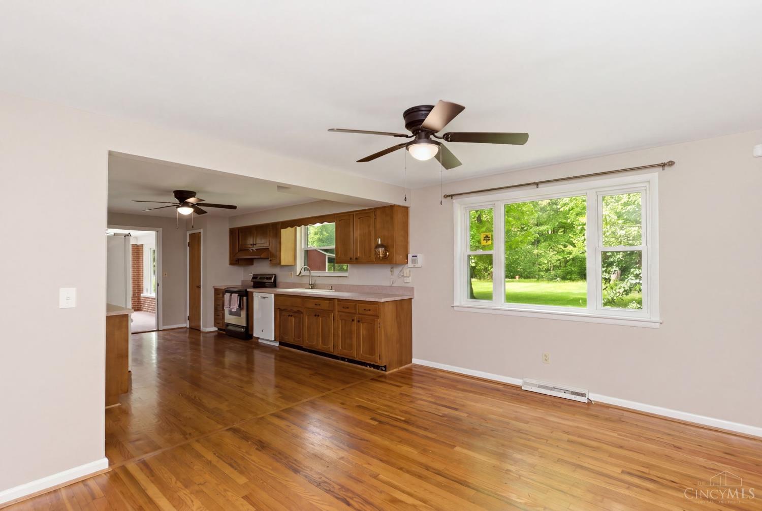 2450 Crane Schoolhouse Road