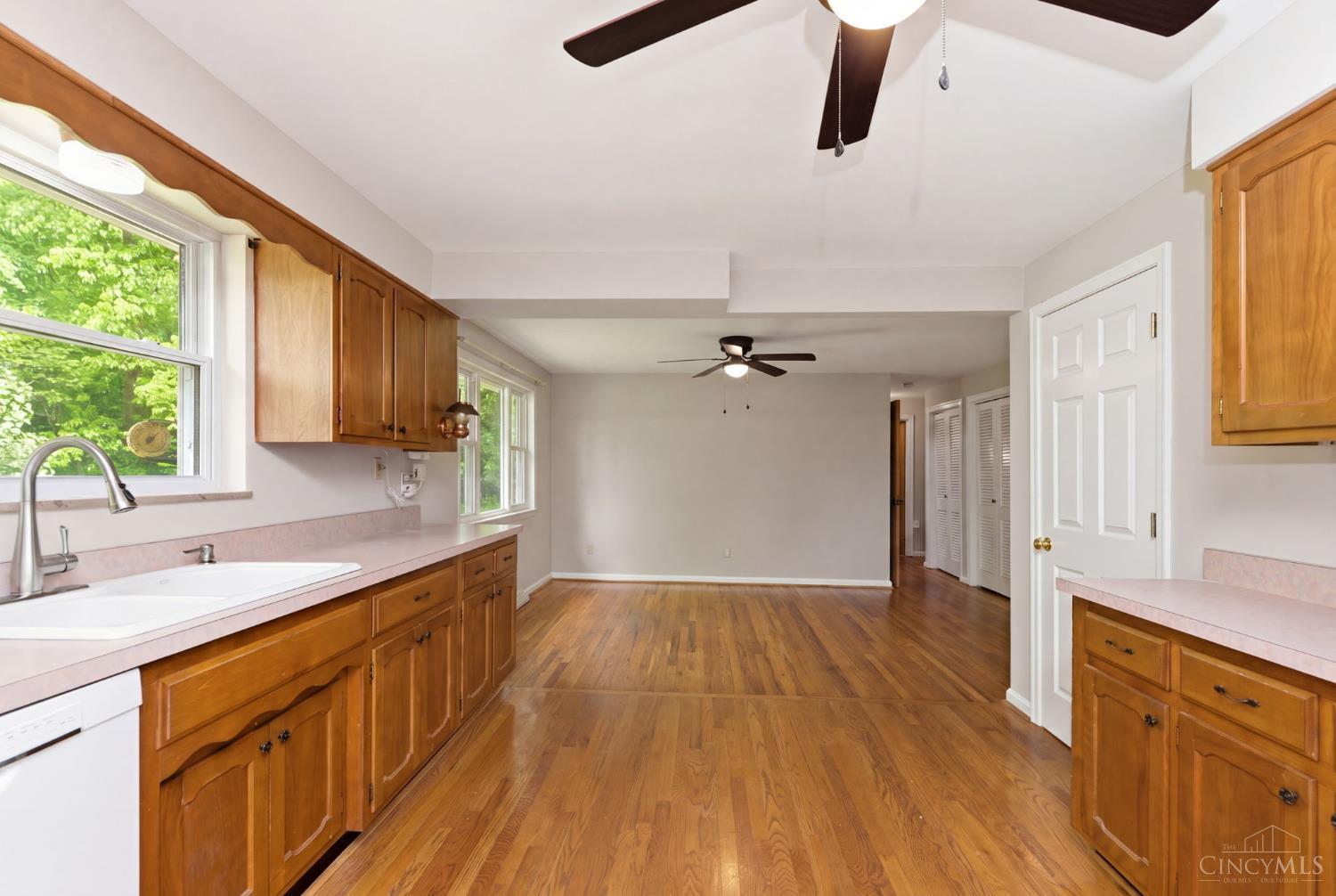 2450 Crane Schoolhouse Road