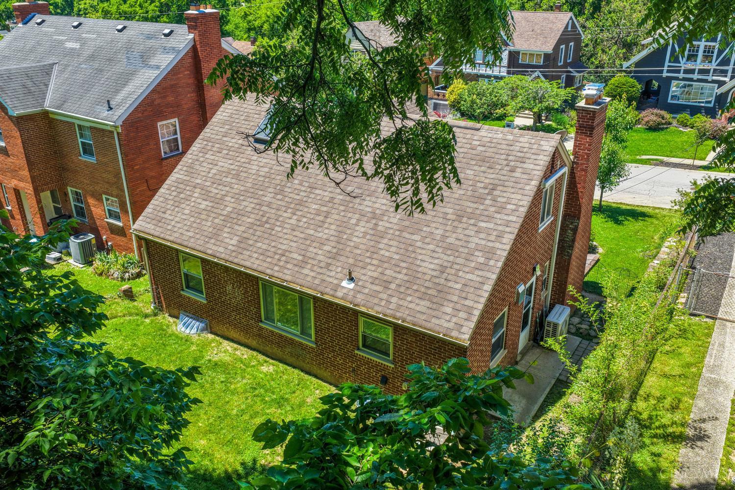 5758 Glengate Lane