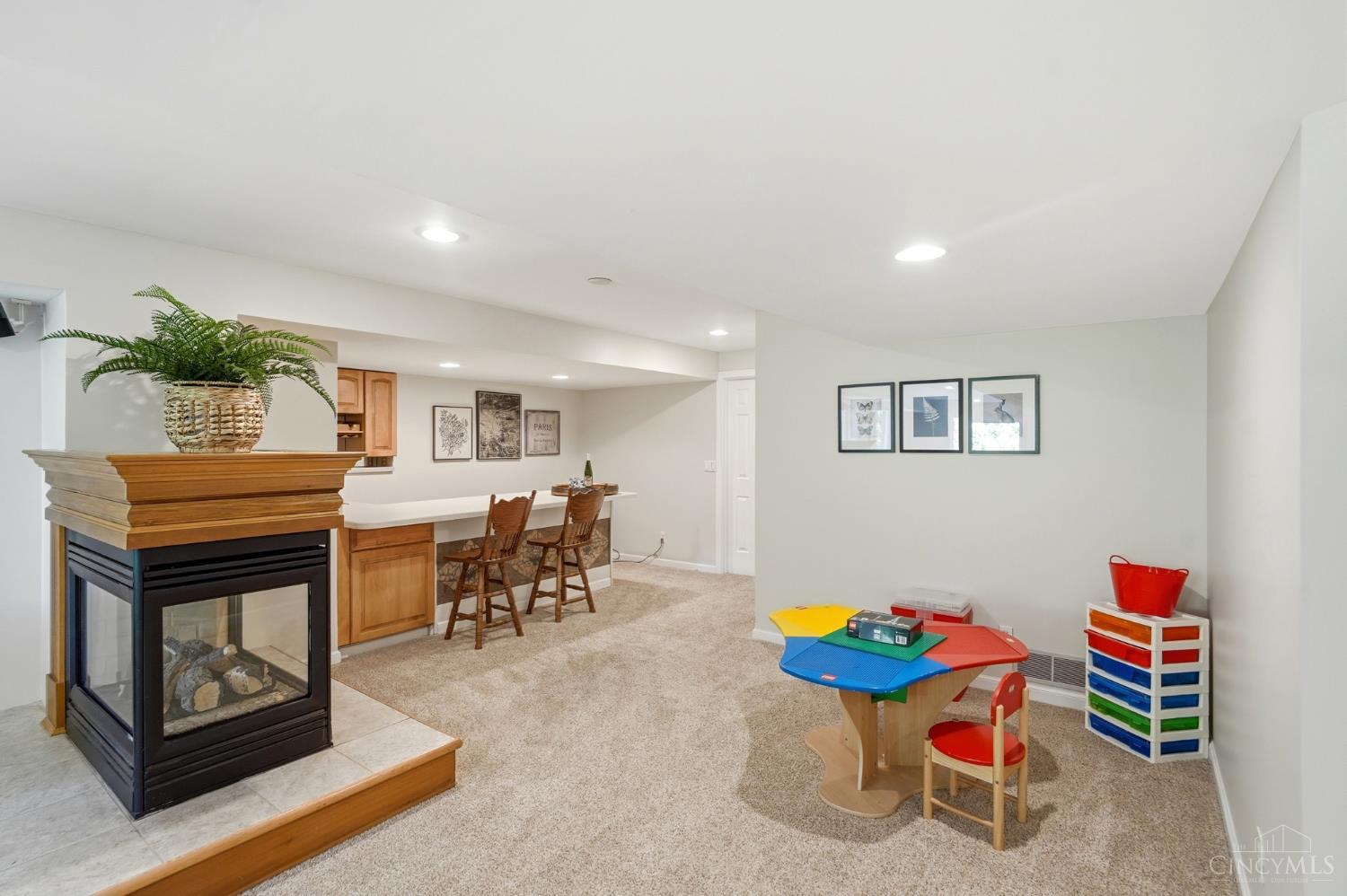 8096 Wycliffe Drive