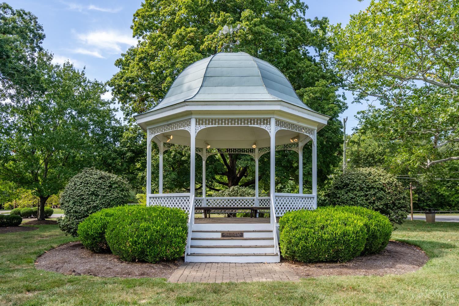 207 Terrace Place