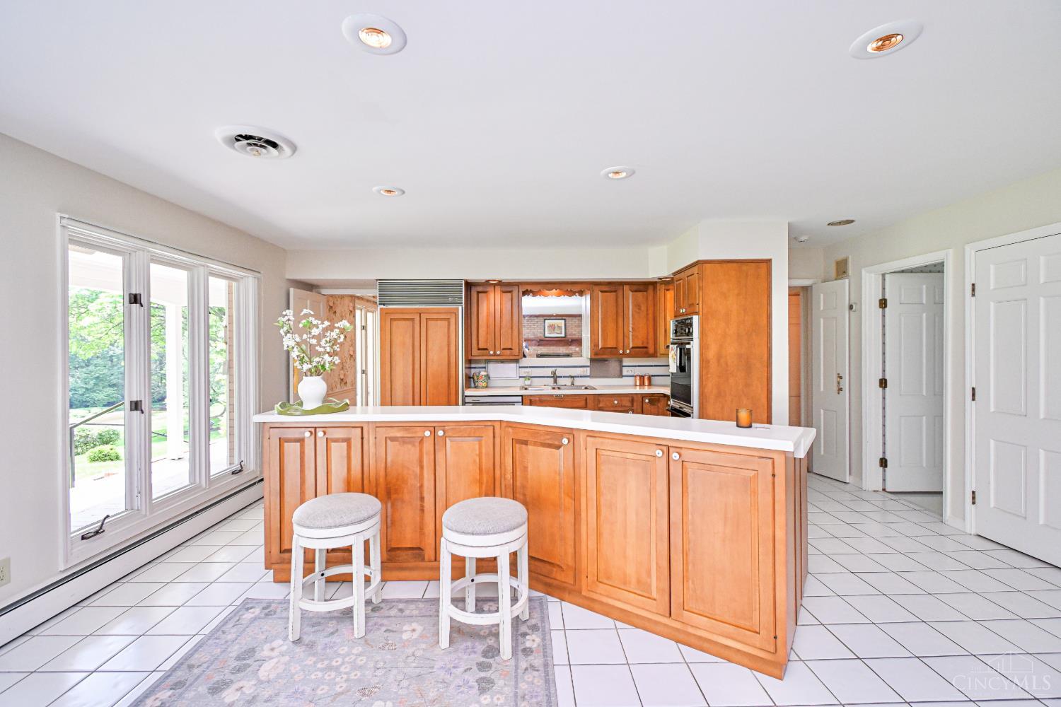1270 Balmoral Drive