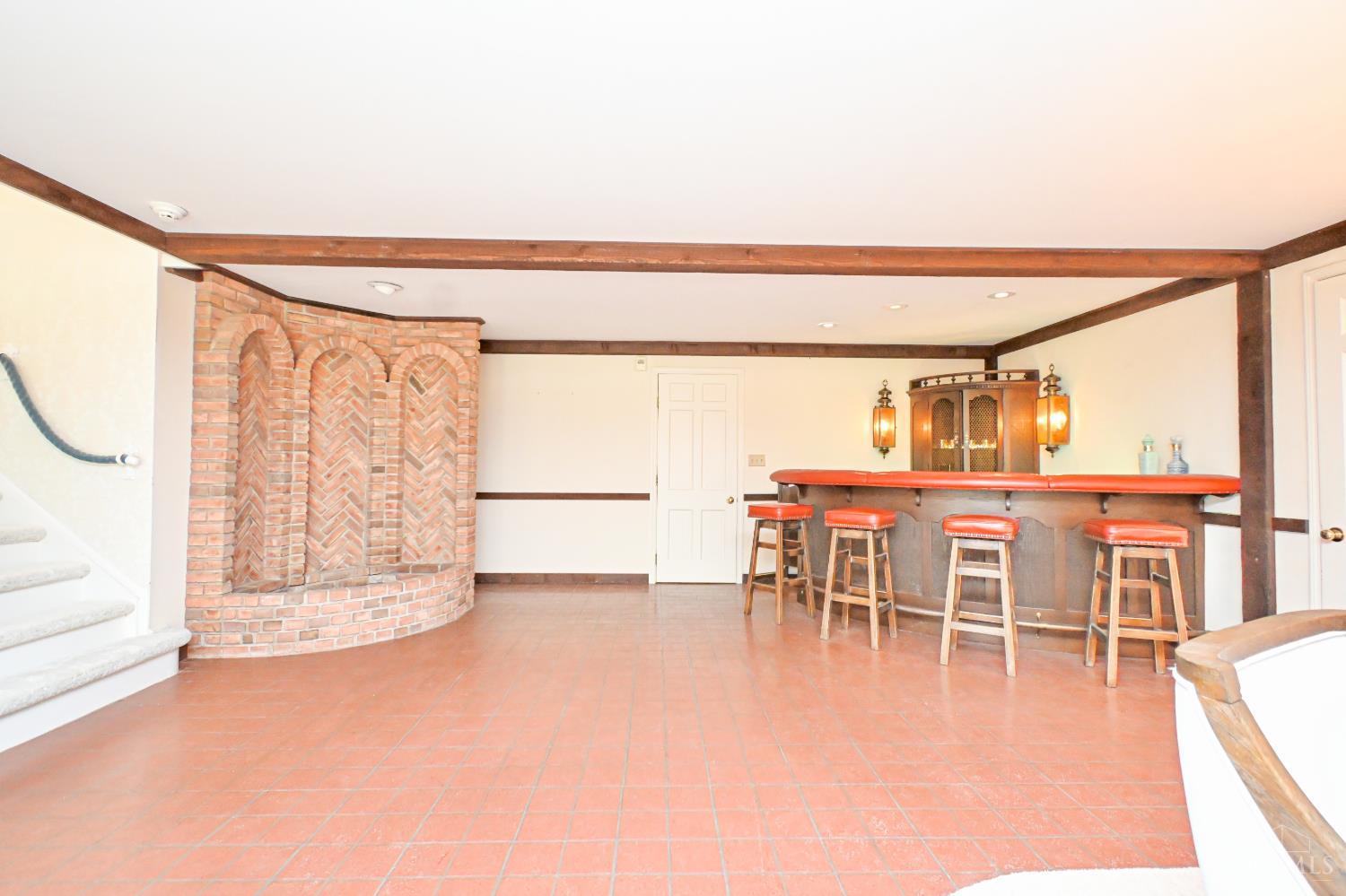1270 Balmoral Drive