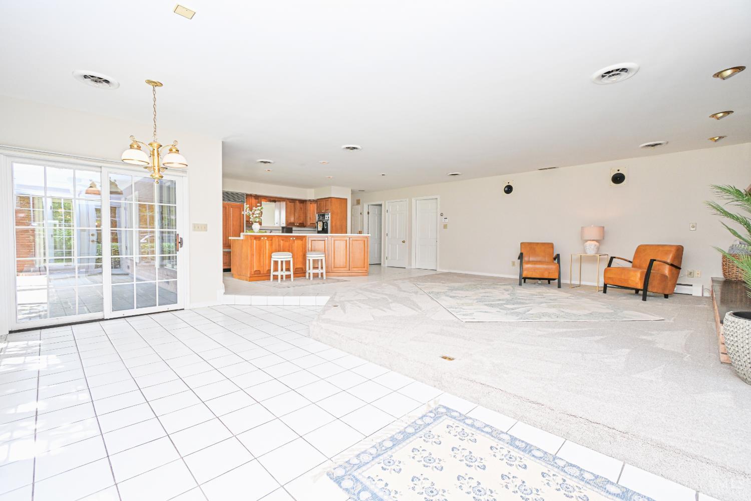 1270 Balmoral Drive