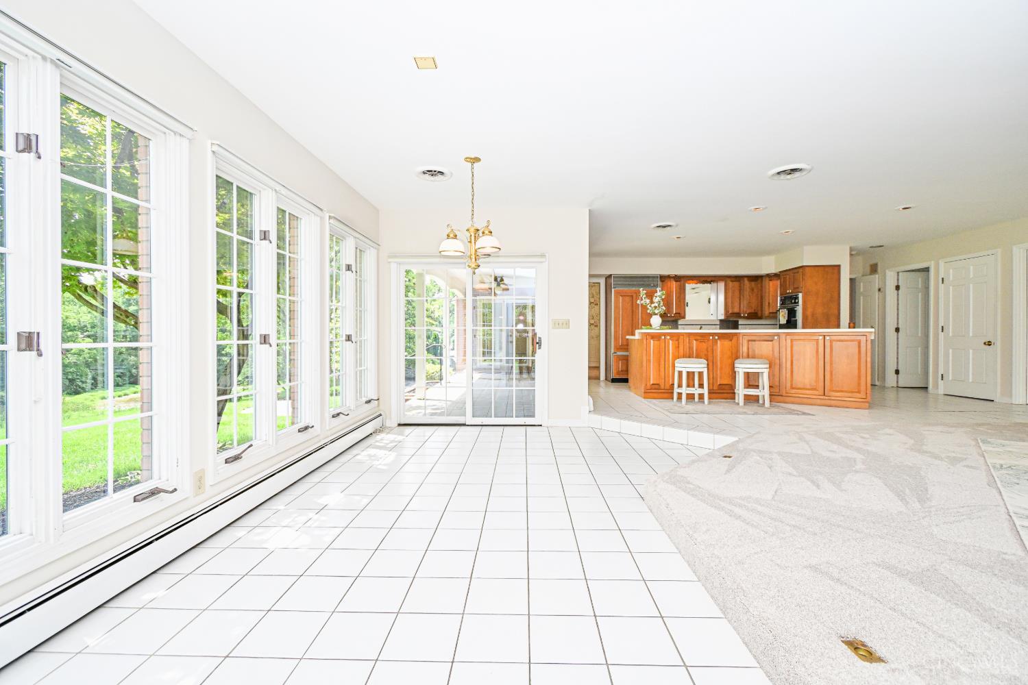 1270 Balmoral Drive