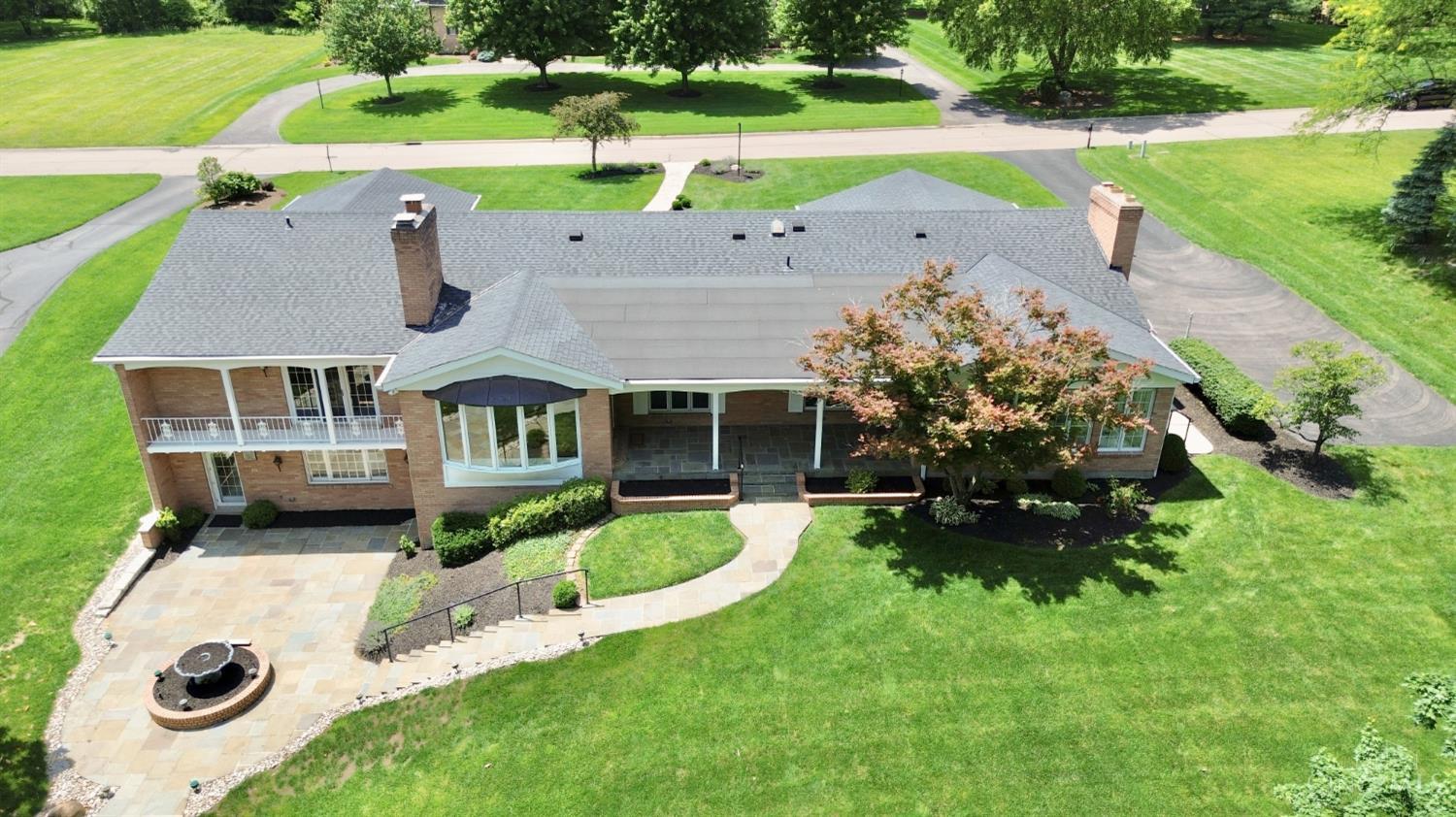 1270 Balmoral Drive
