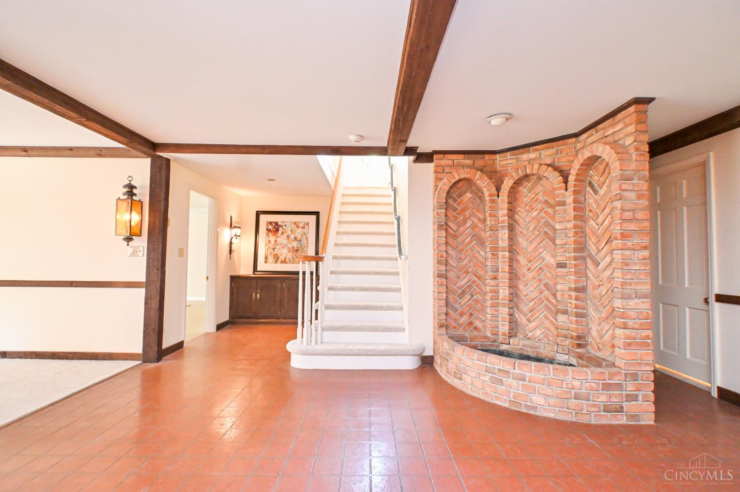 1270 Balmoral Drive