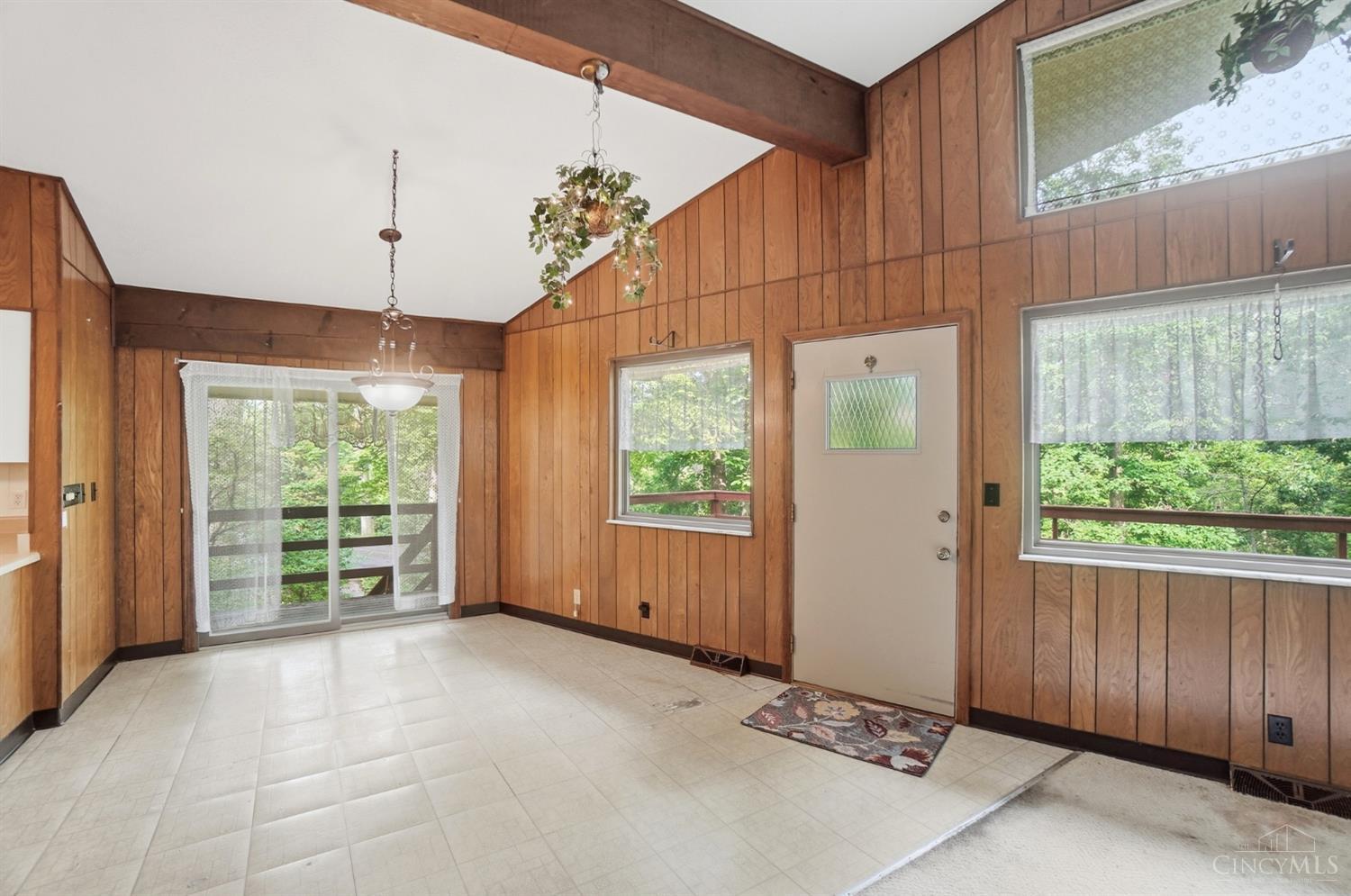 1101 Red Bird Road