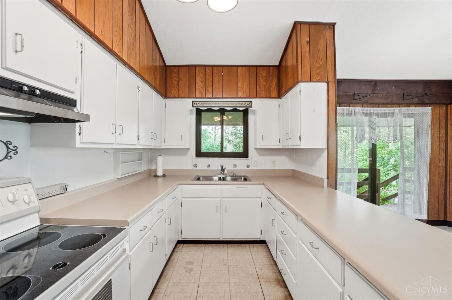 1101 Red Bird Road