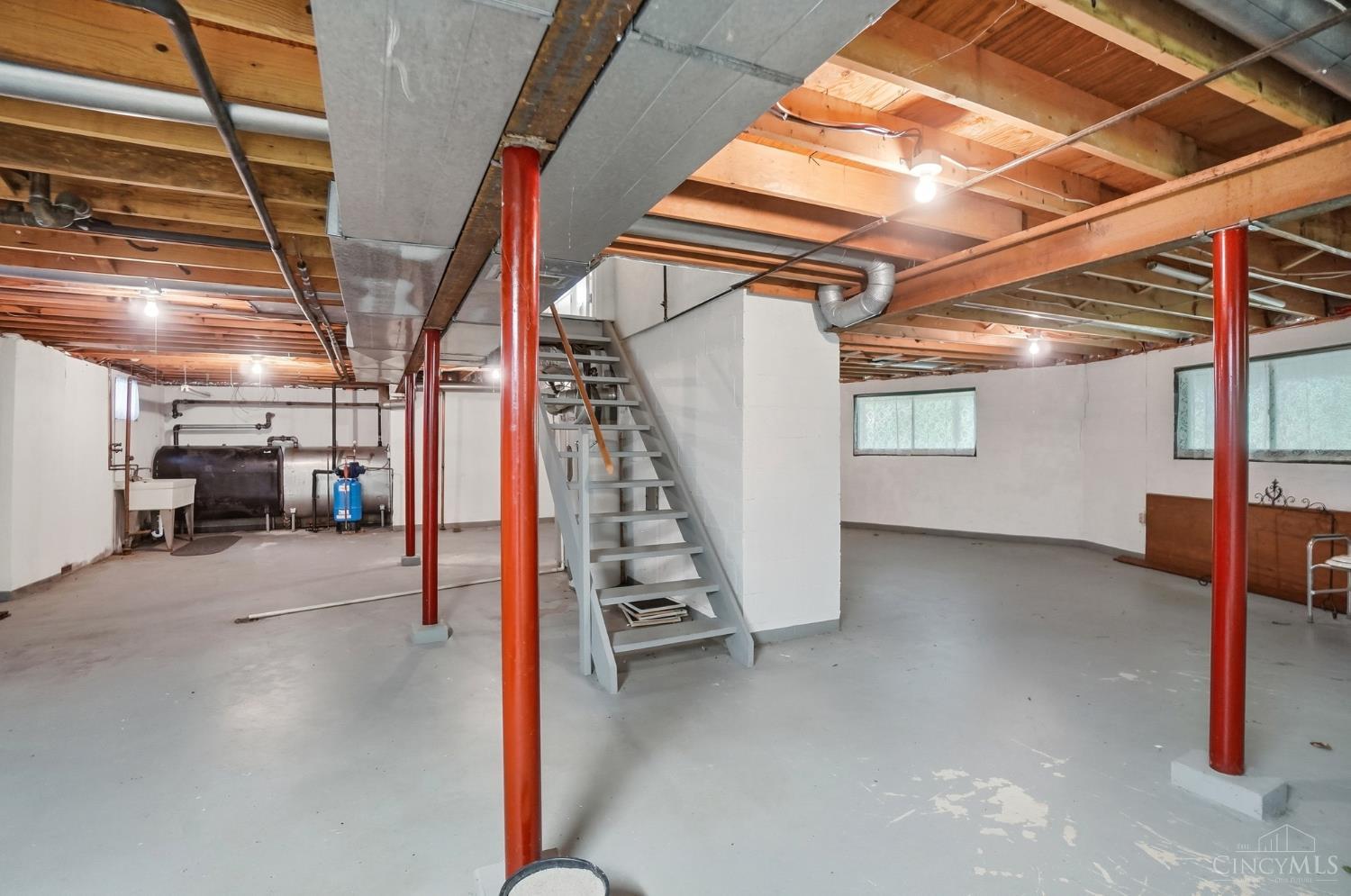 1101 Red Bird Road