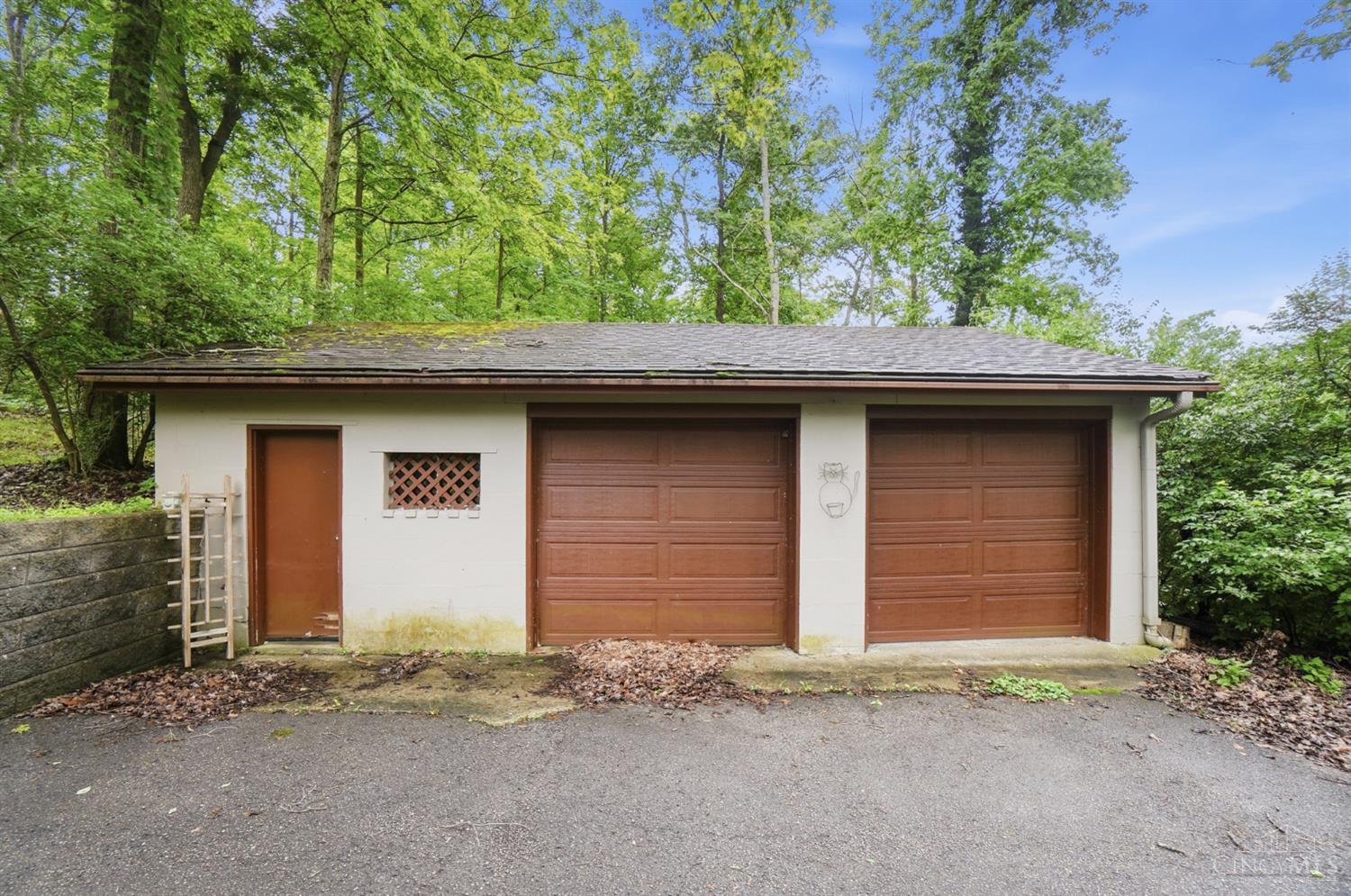 1101 Red Bird Road