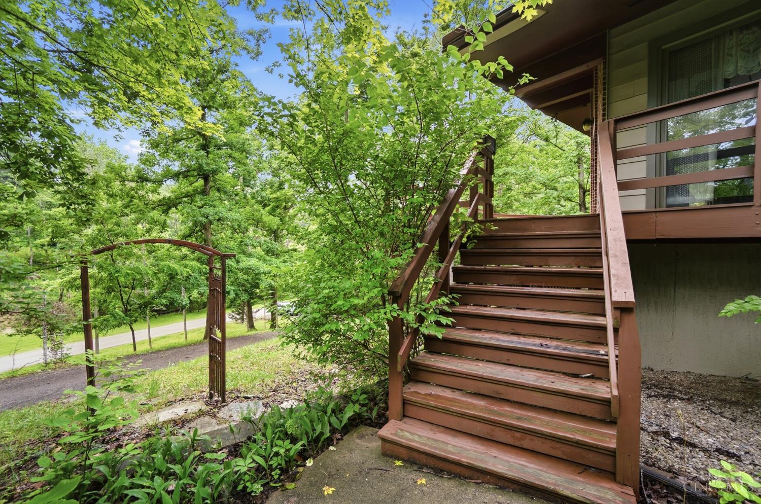 1101 Red Bird Road