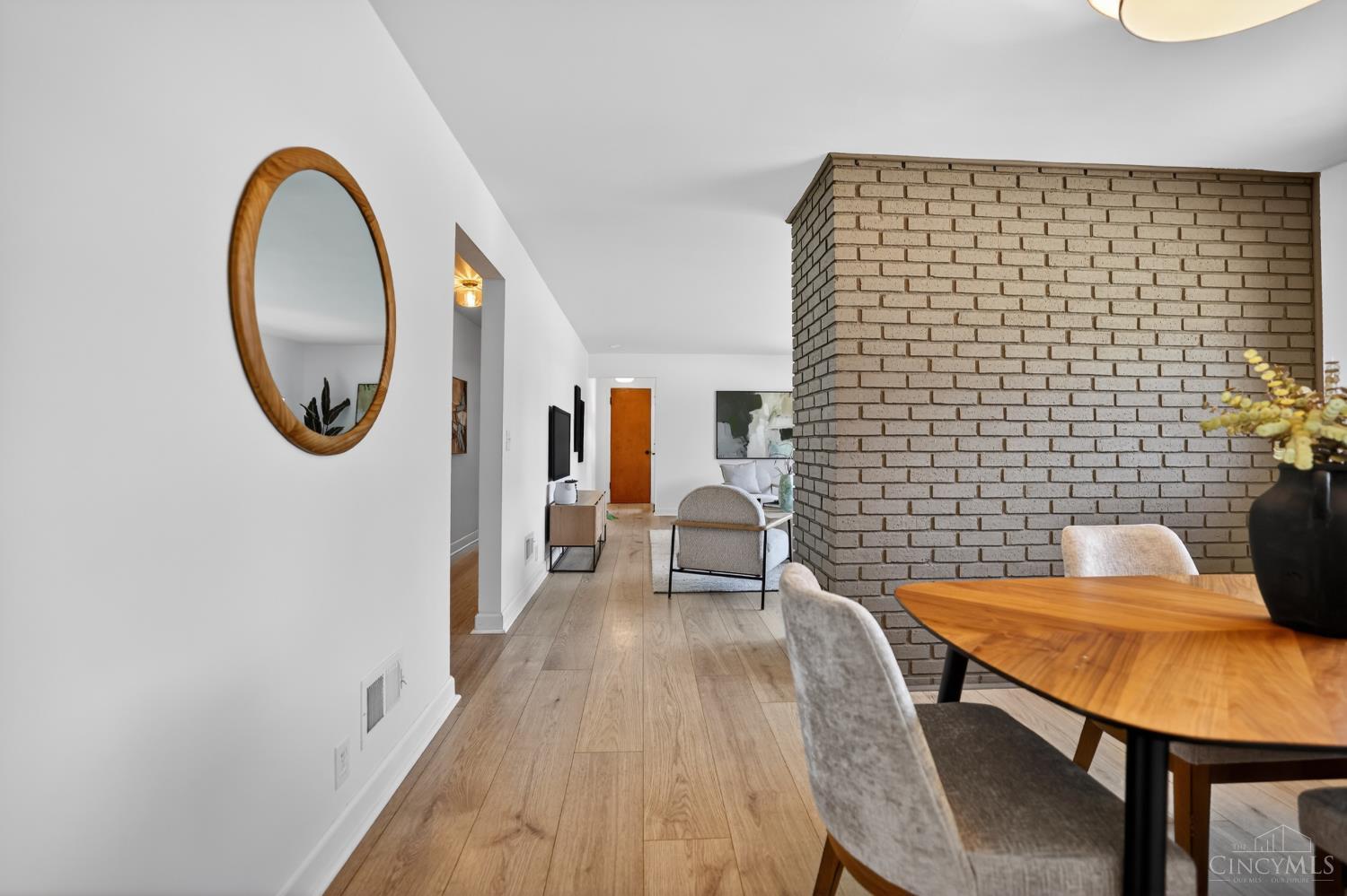 8978 Blossom Drive